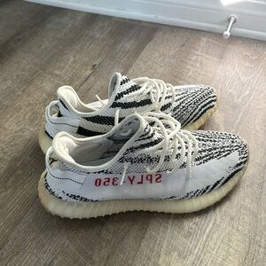 Adidas Yeezy Boost 350 V2 Boost Zebra
